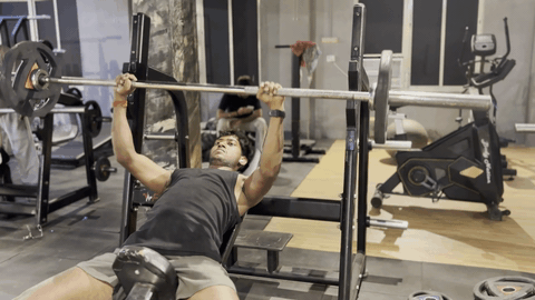 Incline Bench Press demonstration